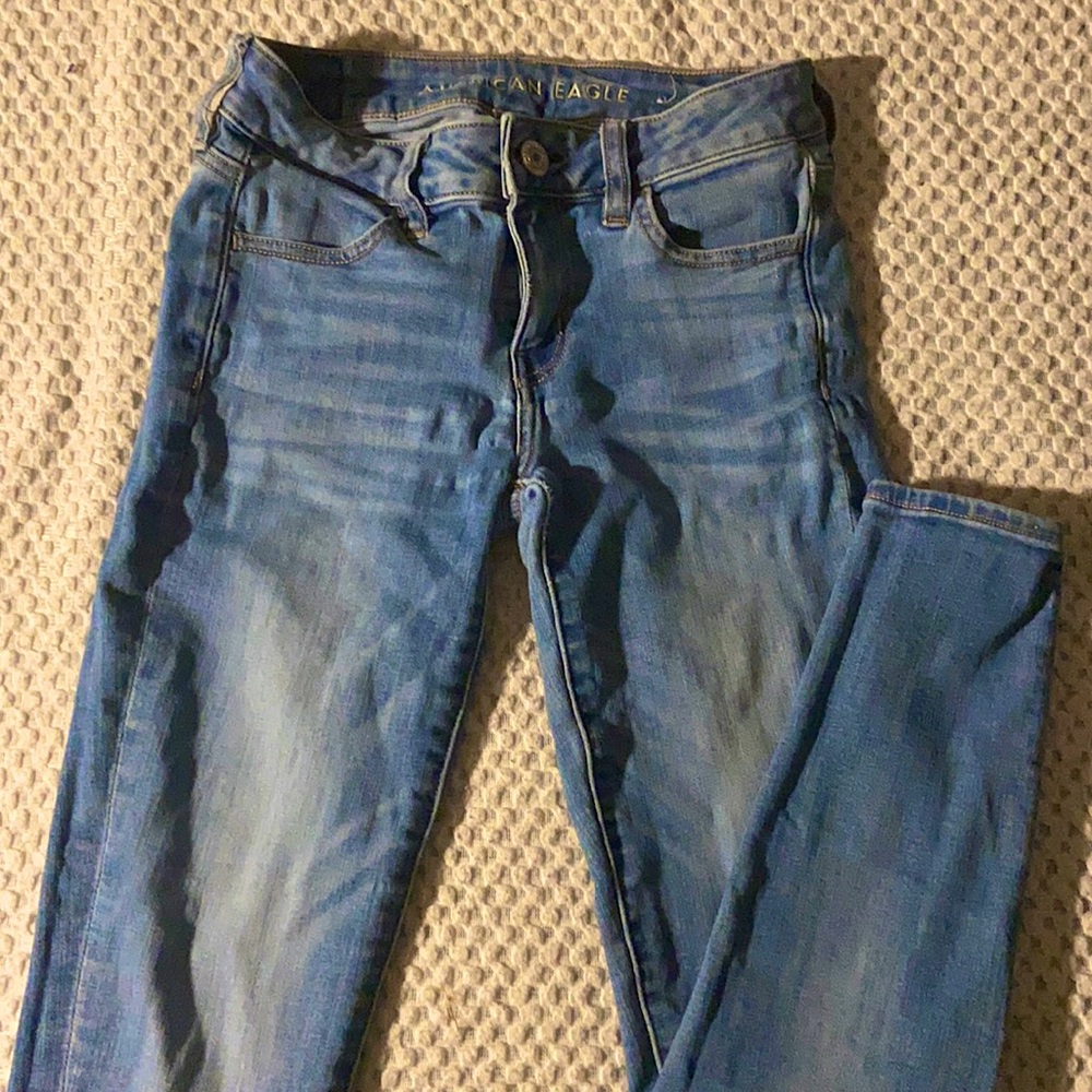 American Eagle Lightwash Jeans